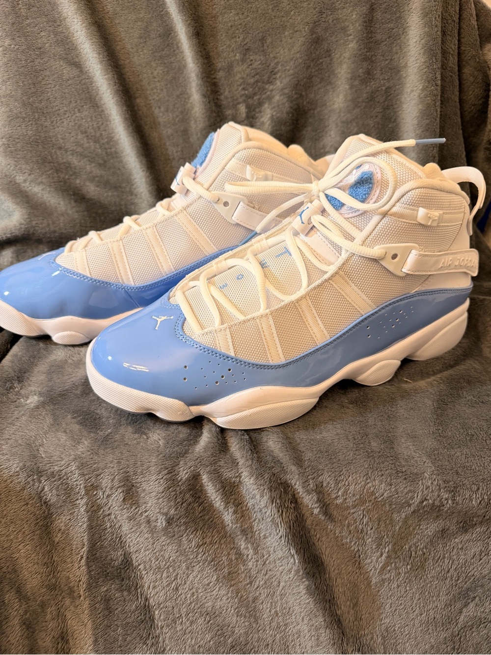 🔥Jordan Men’s 6 Rings- White and University Blue UNC…NO BOX - Picture 2 of 9
